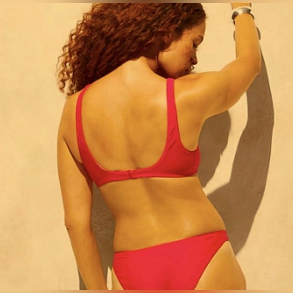 J. Crew Women’s Heritage Scoopneck Bikini Top BX611 Size M In Blue NWT - Picture 3 of 6